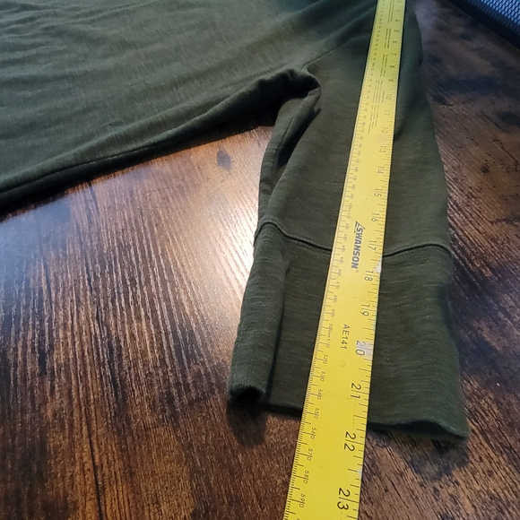 Merona Olive Green Women's Scoop Neck Tunic - Picture 13 of 13